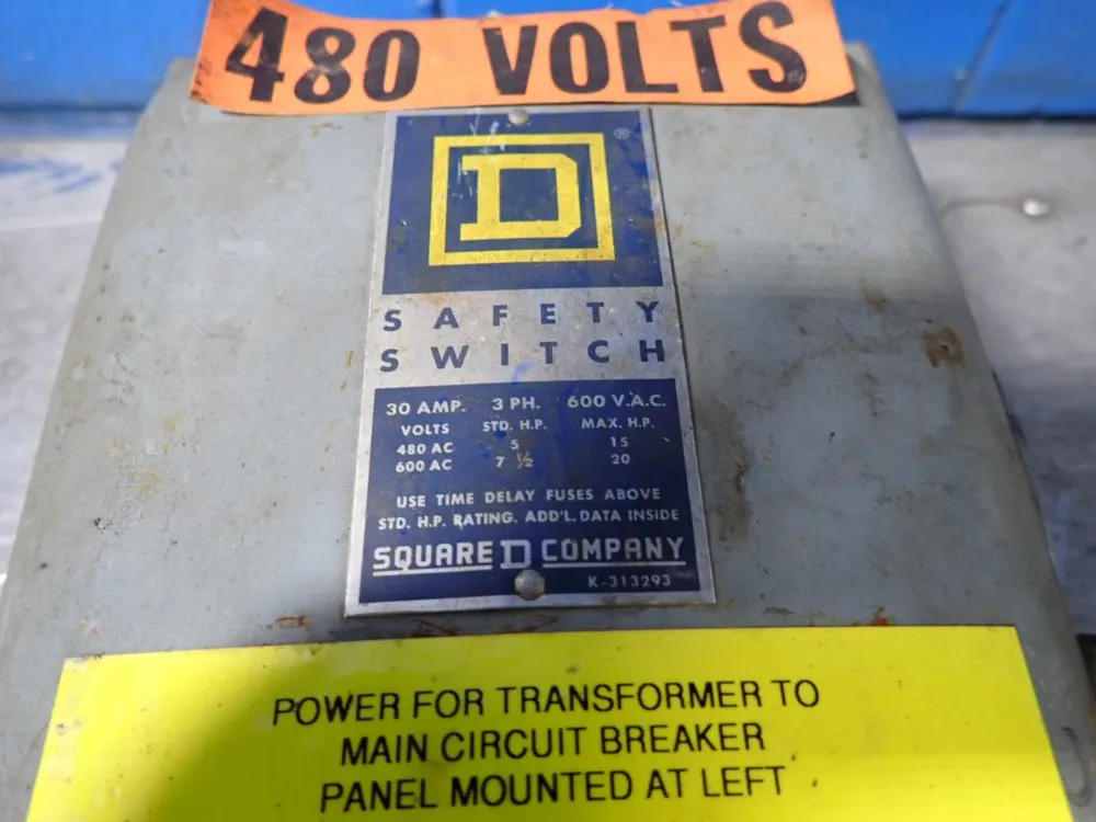 Square D 30 Amp Fusible Disconnect - H 361