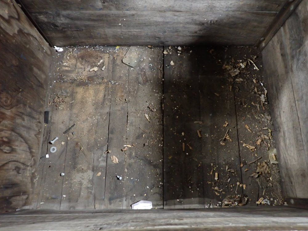 40" X 28" X 23" Stackable Crate