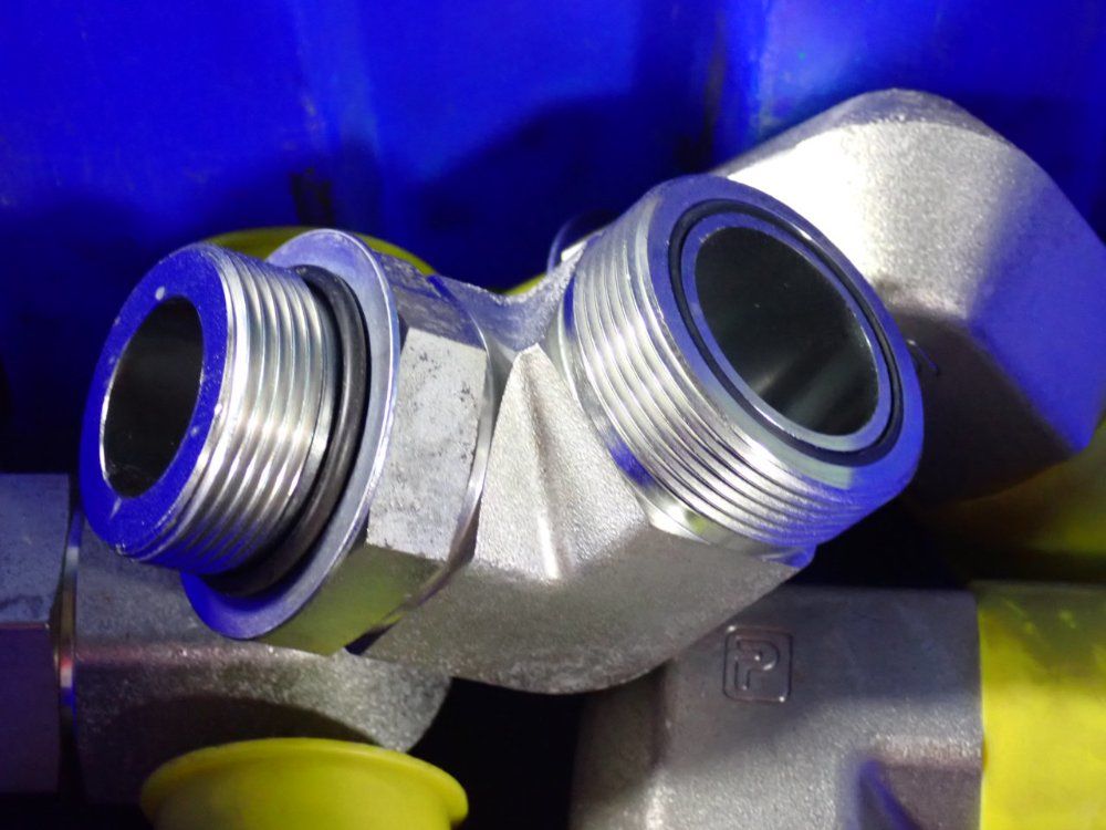 Hydraulic Elbow Fitting