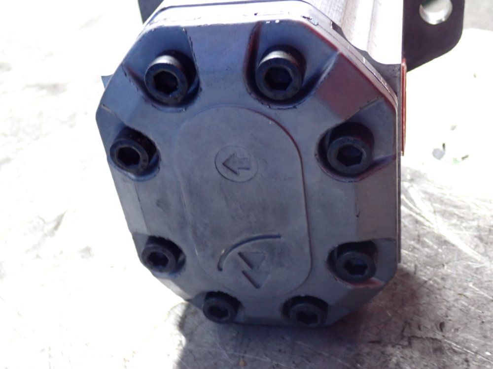 Danfoss Hydraulic Gear Pump - Snp3nn/055rn07sa