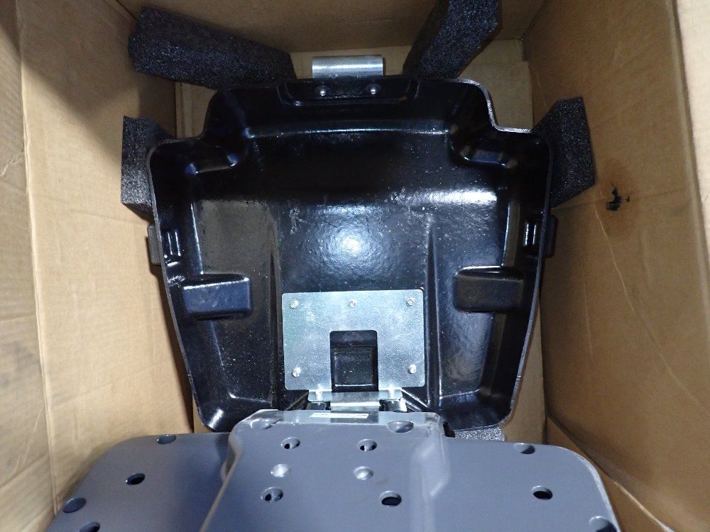 Caterpillar Control - 551-6330