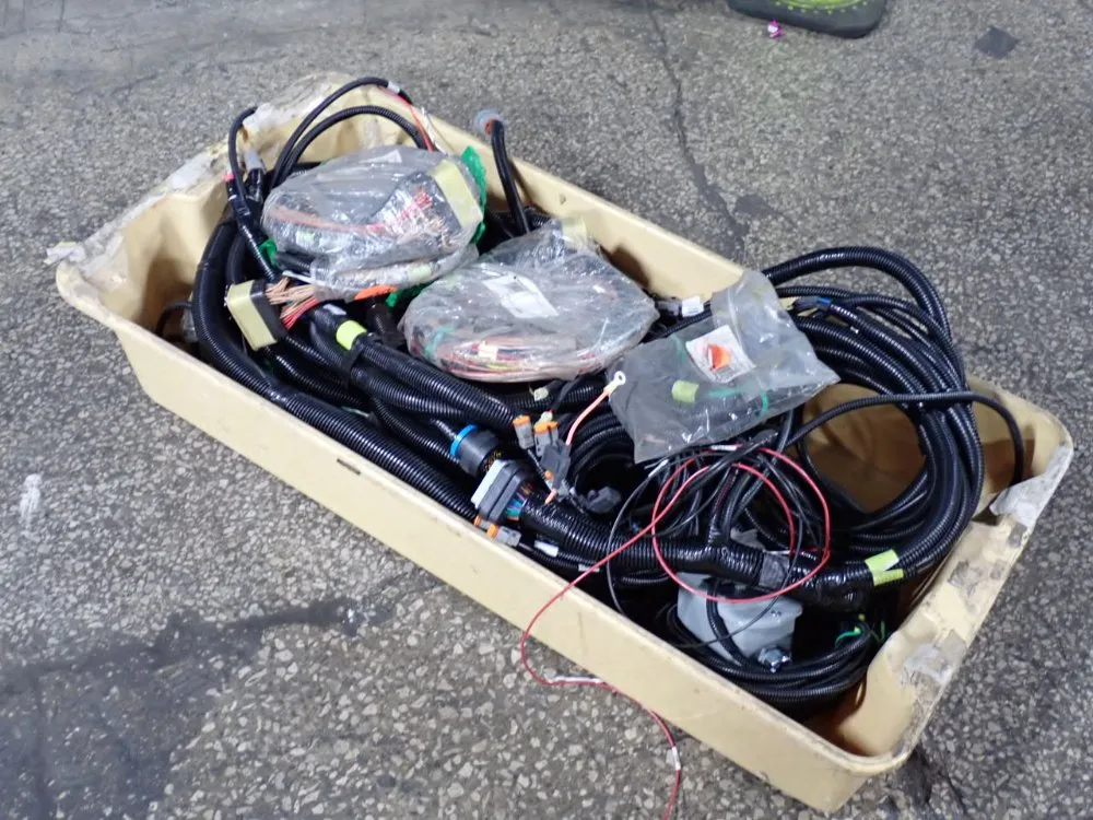 WIRE HARNESS, PIGTAILS