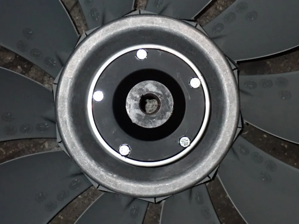 Multi-wing 24" Fan - Model 4hl