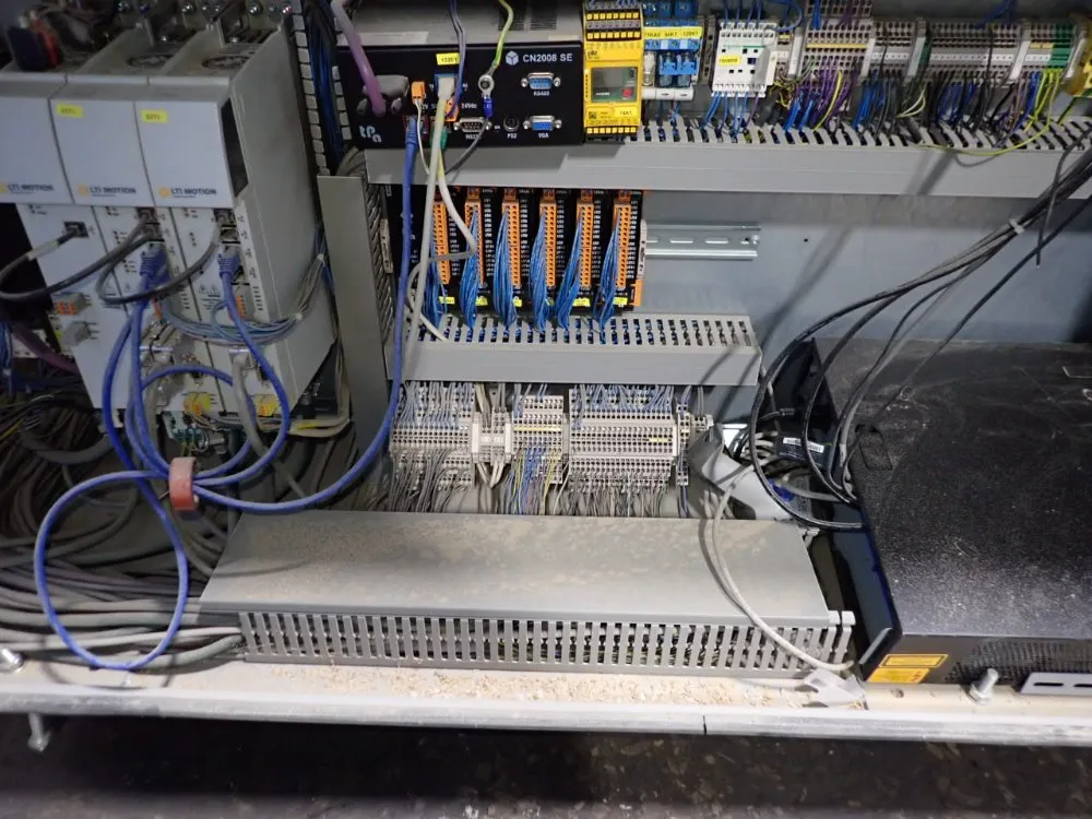 Format 54 1/2" X 145" Cnc Machining Center - Creator 950