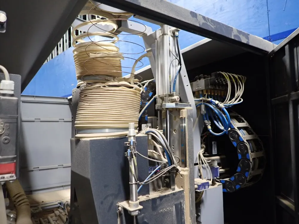 Format 54 1/2" X 145" Cnc Machining Center - Creator 950