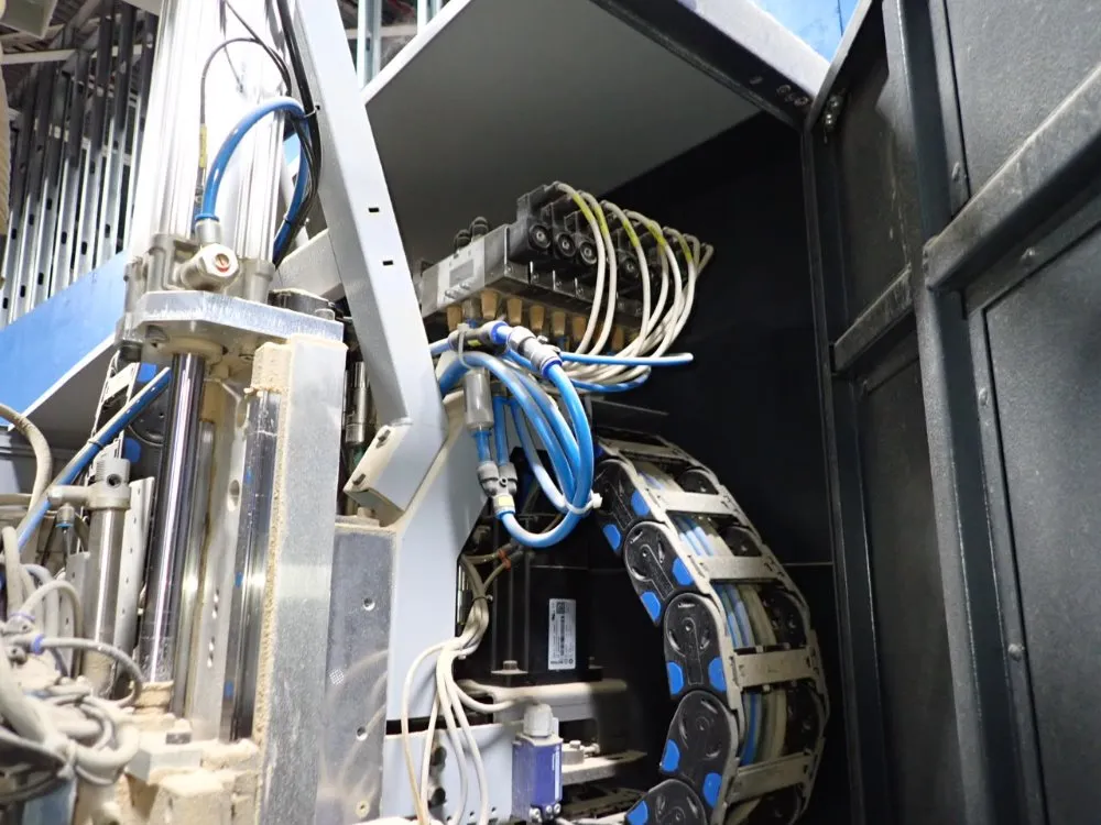 Format 54 1/2" X 145" Cnc Machining Center - Creator 950