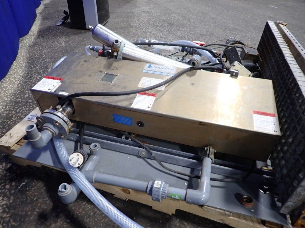 Aquafine Ultraviolet Disinfection Unit