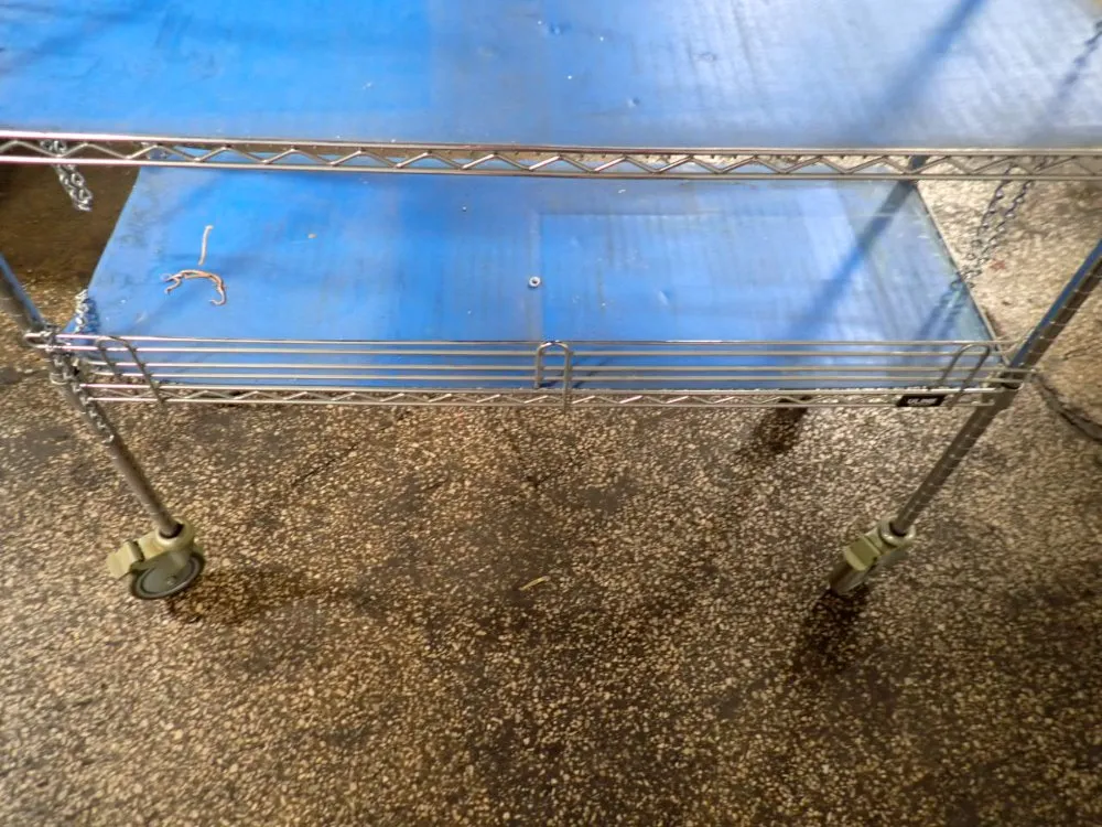 Uline 4 Shelves Portable Wire Shelf