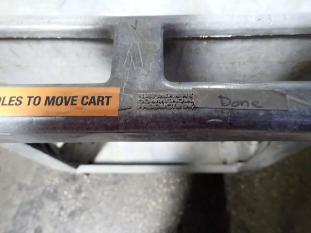 36" X 24" X 33" Cart