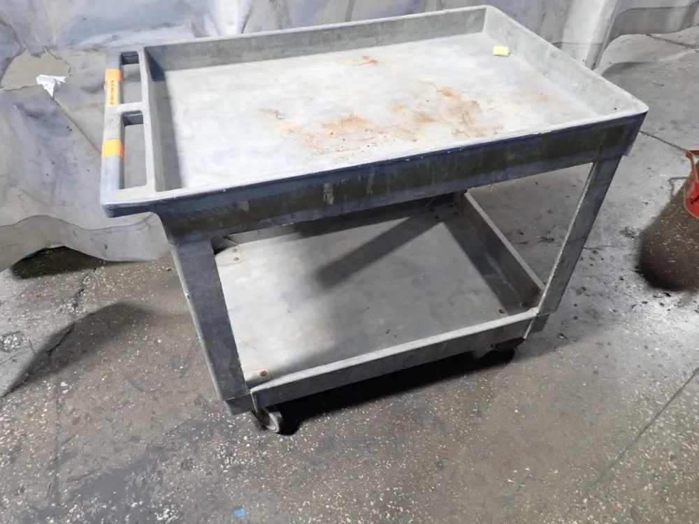 36" X 24" X 33" Cart