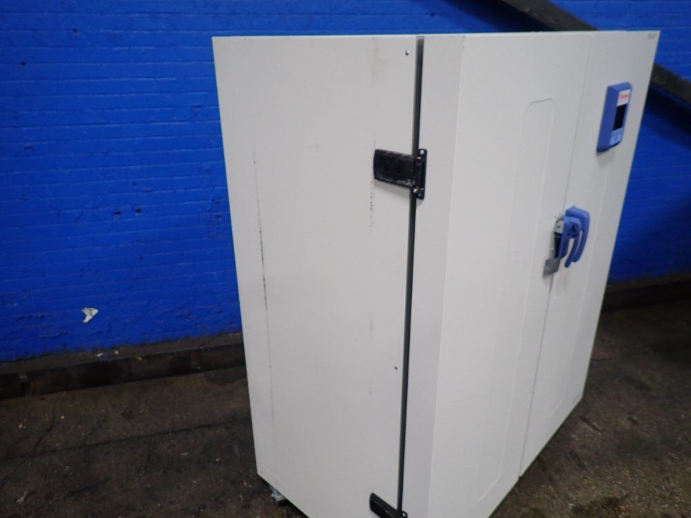 Thermo Scientific Laboratory Oven - Heratherm Omh750