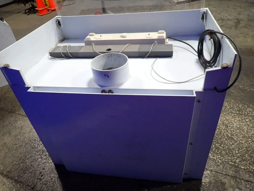 Plastic Design Fume Hood