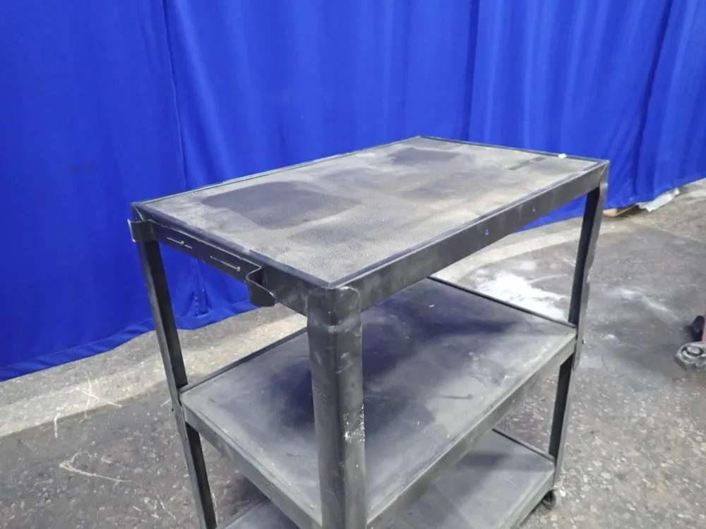 19" X 31" Cart W/ Shelf