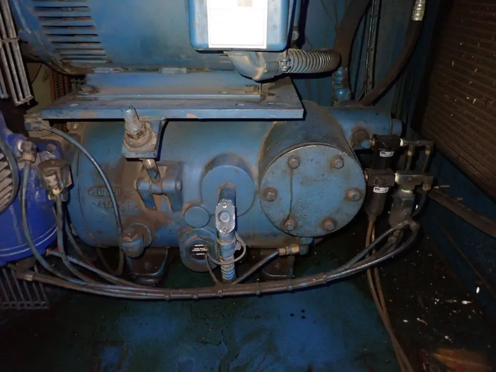 Quincy Air Compressor - Qmb25aca32sg