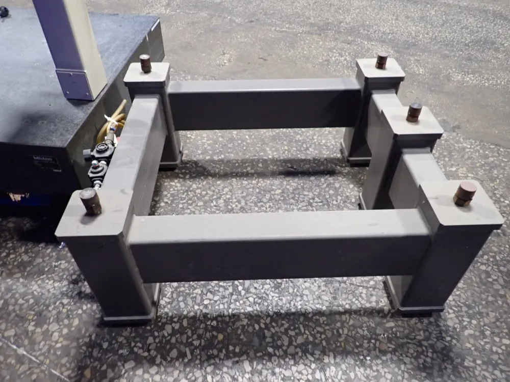 Mitsubishi Cmm - B-706