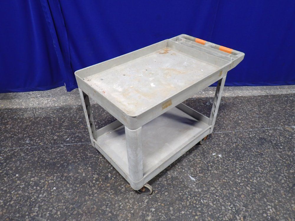 Rubbermaid 36" X 24" X 33" Cart