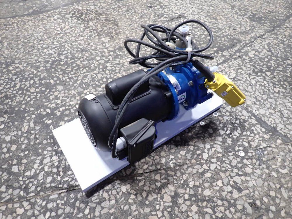 Finish Thompson Inc 0.37 Kw Pump - D86hp-m226
