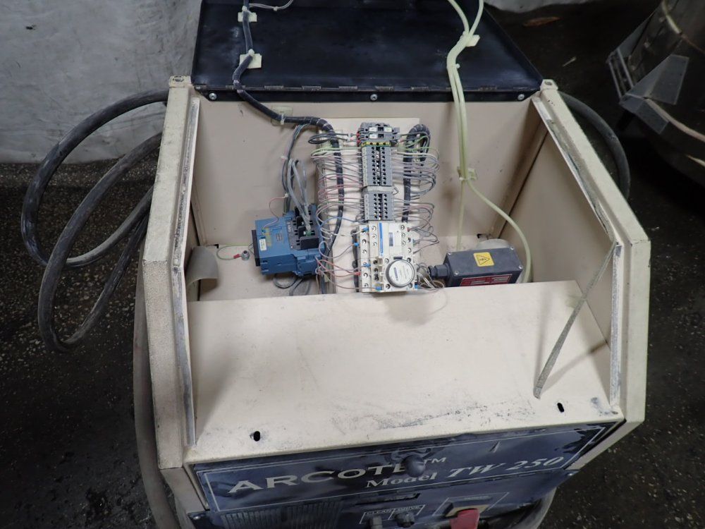 Arcote 250 A Welder - Tw 250
