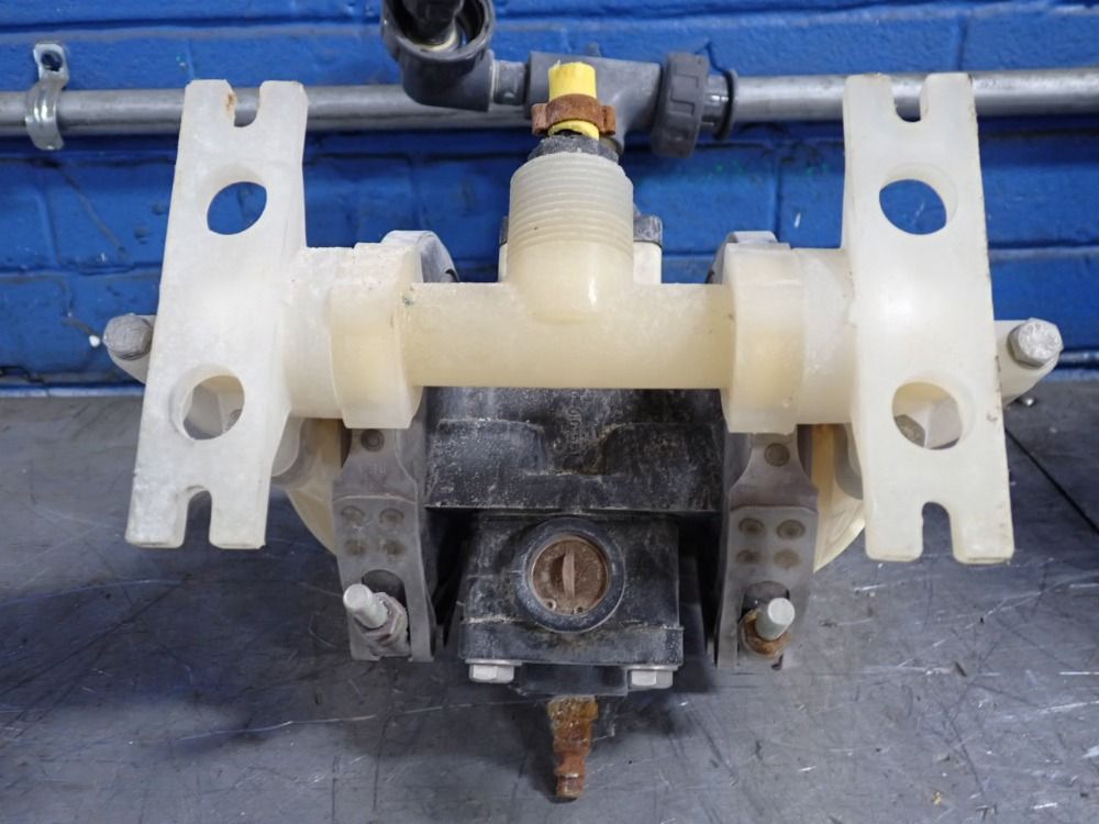 Sandpiper 100psi Diaphragm Pump - Pb1/2a