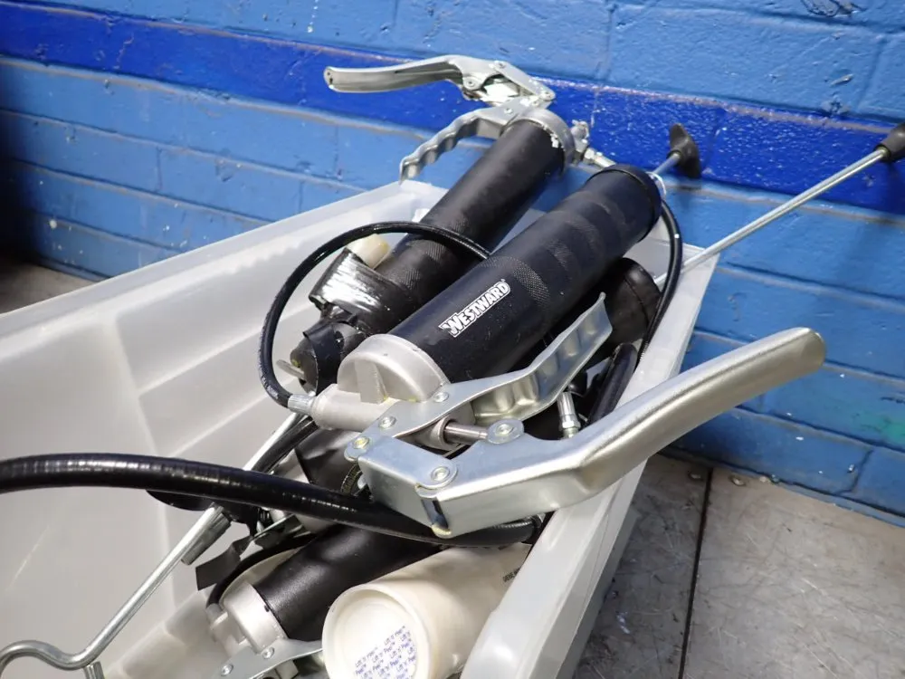 Westward Grease Guns / Grease