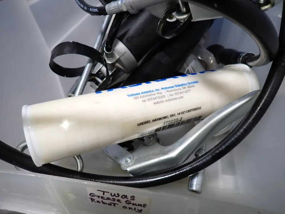 Westward Grease Guns / Grease