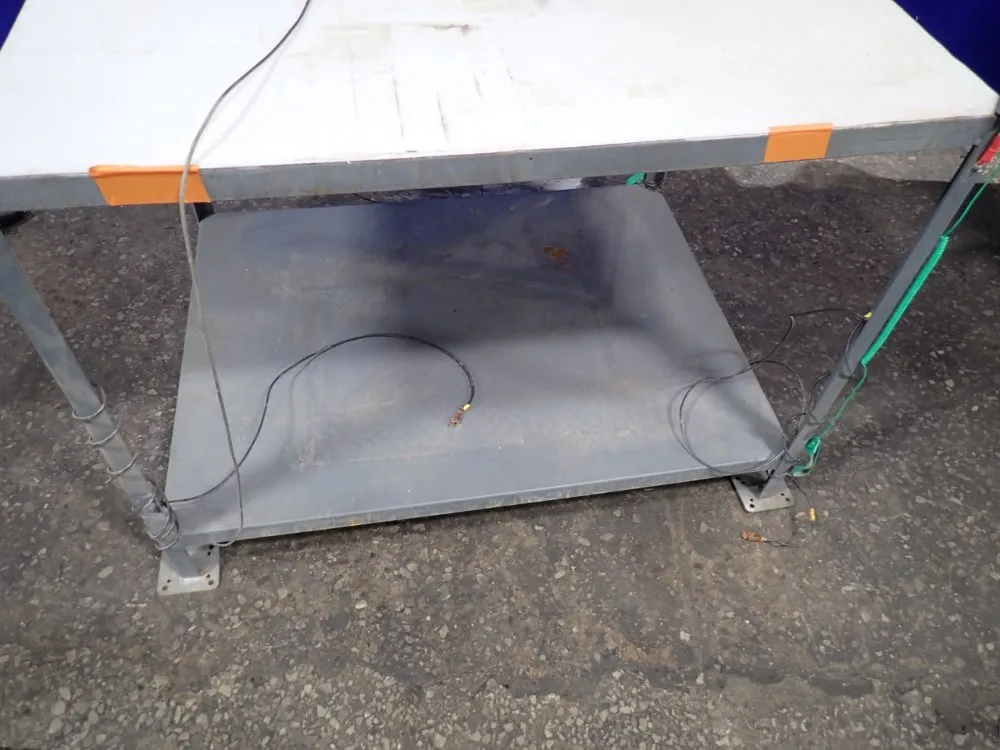 48"x 36" Work Table