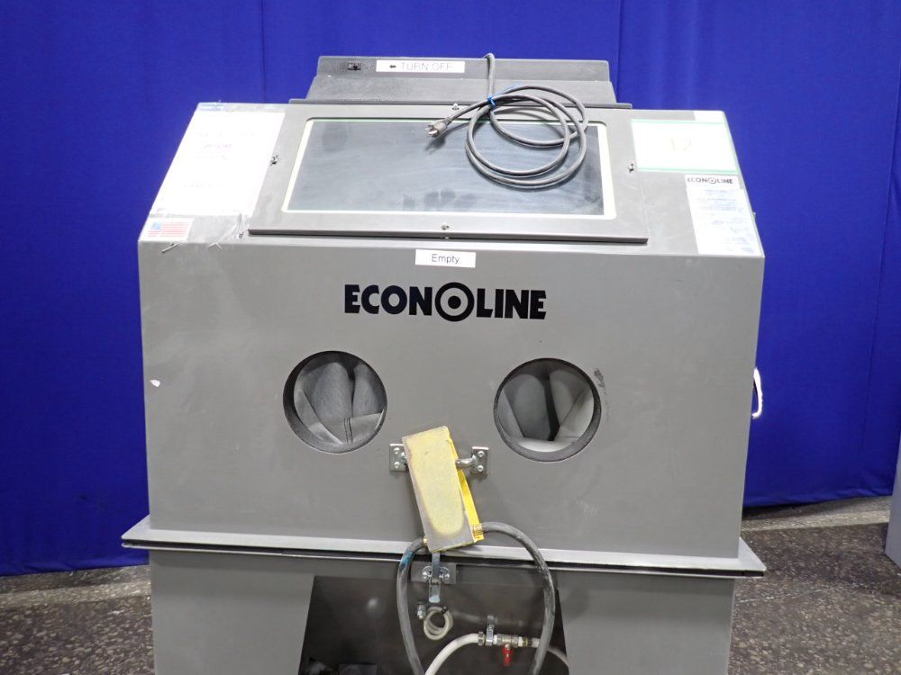 Econoline 40"x40"x32" Blast Cabinet