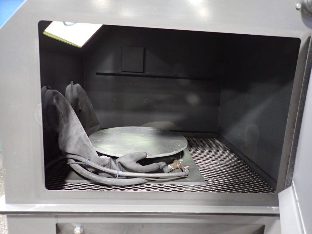 Econoline 40"x40"x32" Blast Cabinet