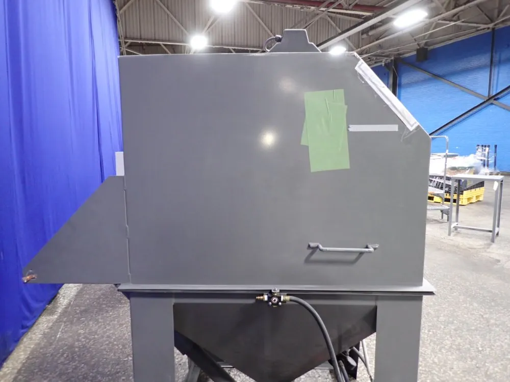 Econoline 40"x40"x32" Blast Cabinet