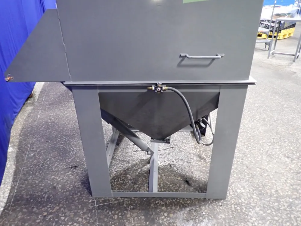 Econoline 40"x40"x32" Blast Cabinet