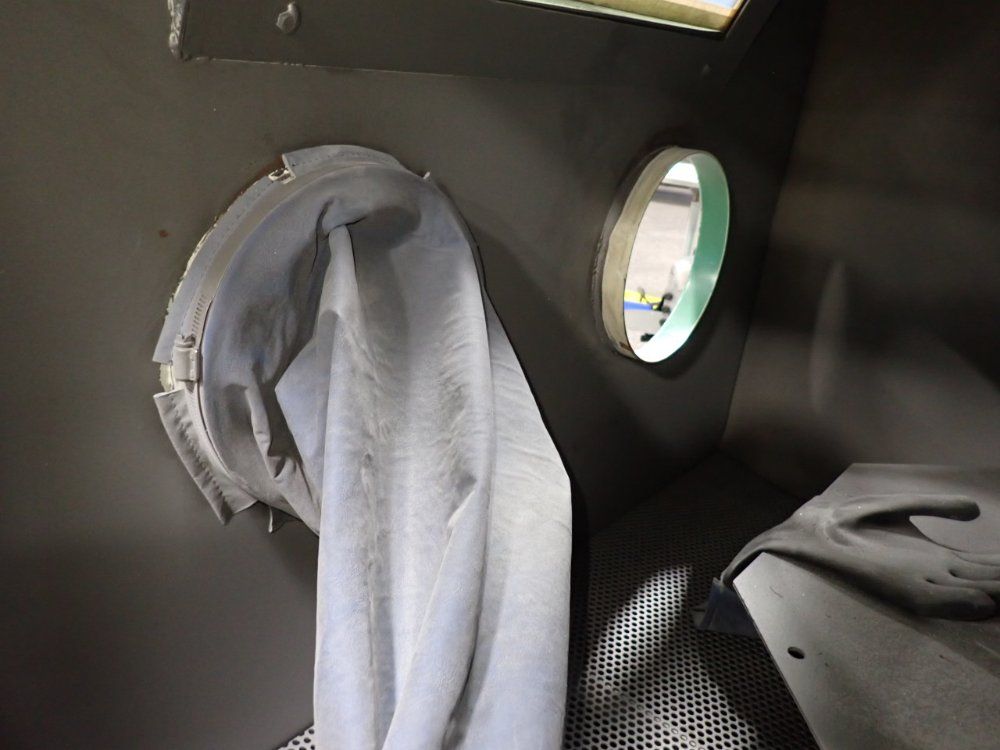 Absrasive Blast Systems Inc 36"x48"x42" Blast Cabinet - 211001-b3