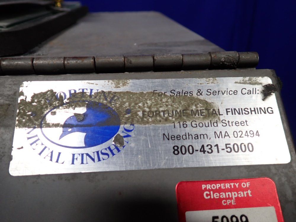 Fortune Metal Finishing Blast Cabinet