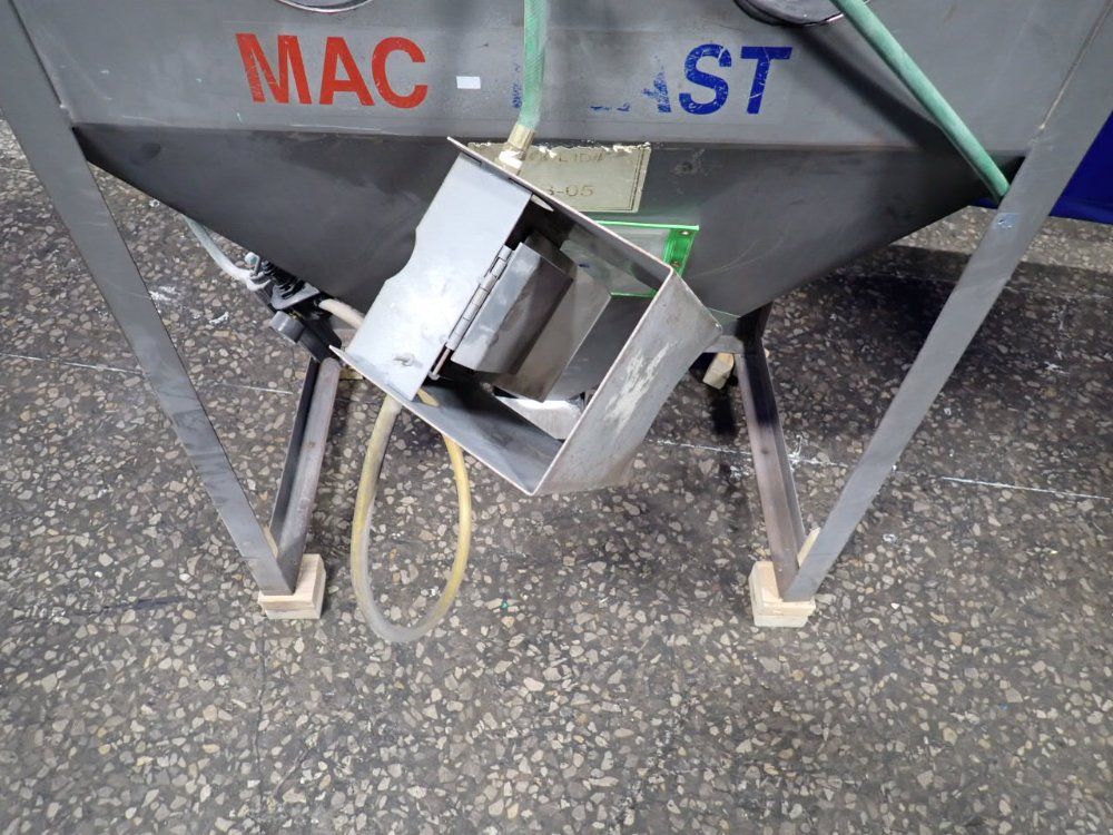 Fortune Metal Finishing Blast Cabinet