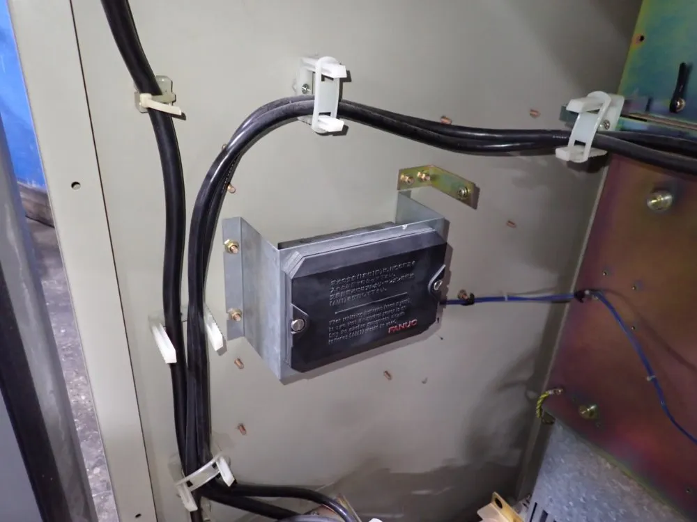 Fanuc Robot - Daiken-fanuc Arc Mate