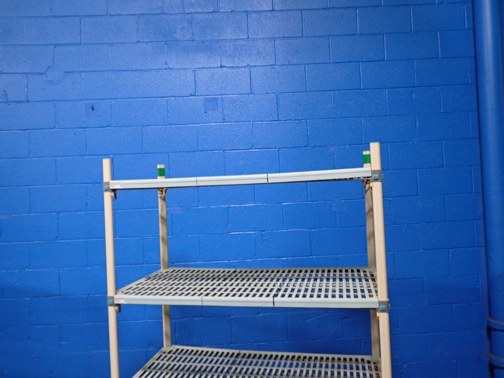 Intermetro Industries 48"x 24" Plastic Rack