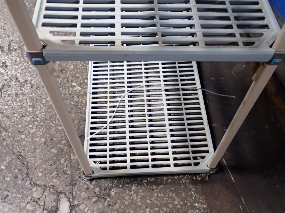 Intermetro Industries 48"x 24" Plastic Rack