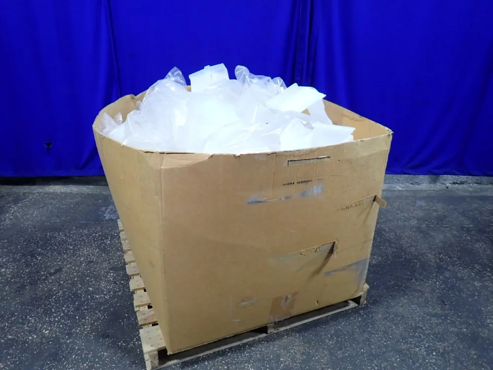 Plastic Containers/racks