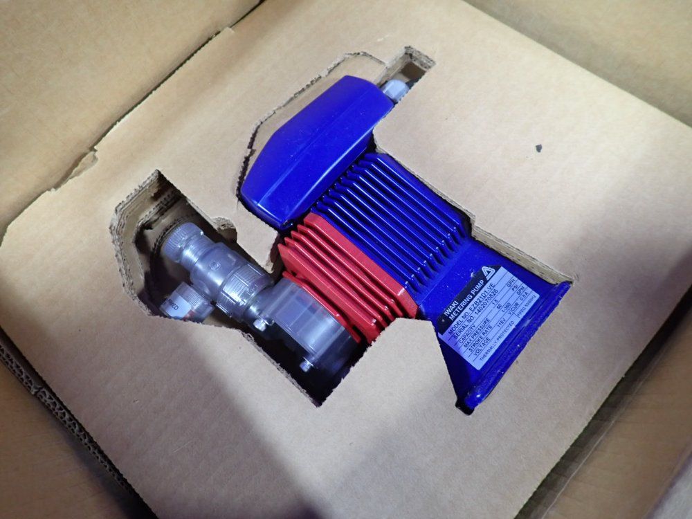 Iwaki 1.5 Gph Metering Pump - Ezb21d1-ve