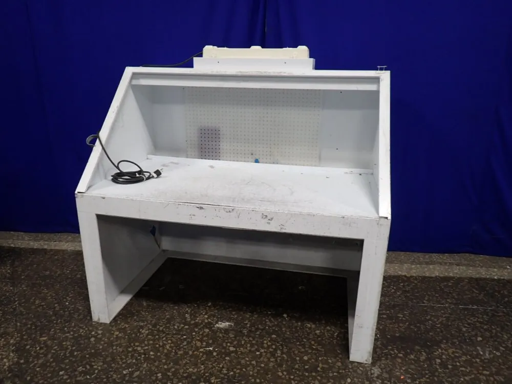 56" X 30" X 20" Fume Hood