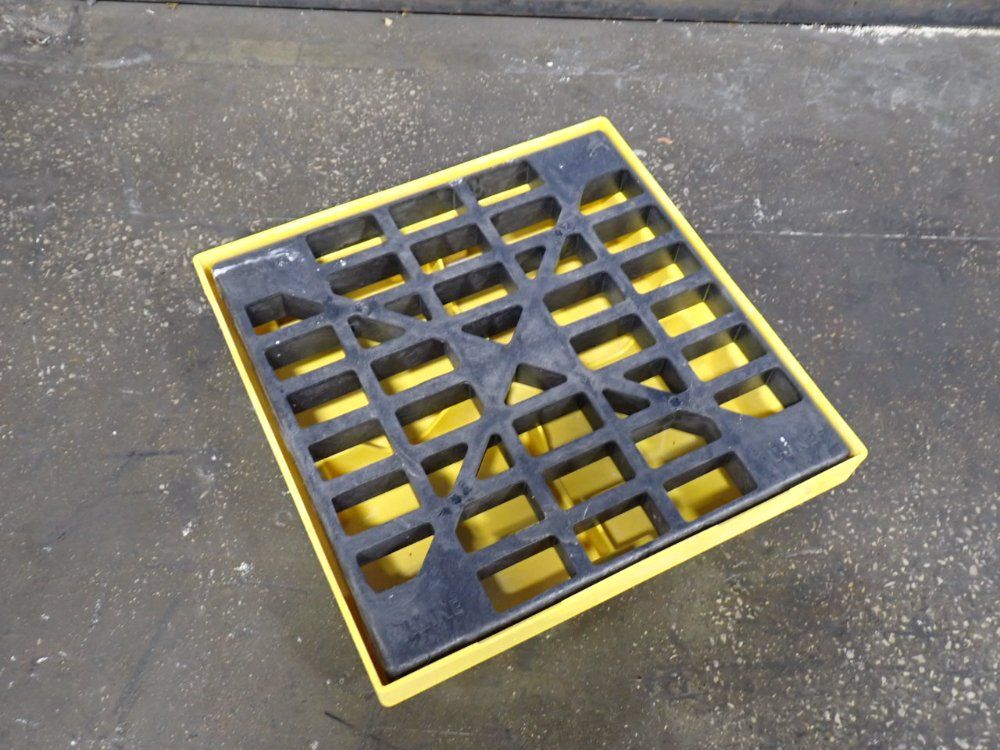 Justrite 12 Gallons Containment Spill Skid - H-4865