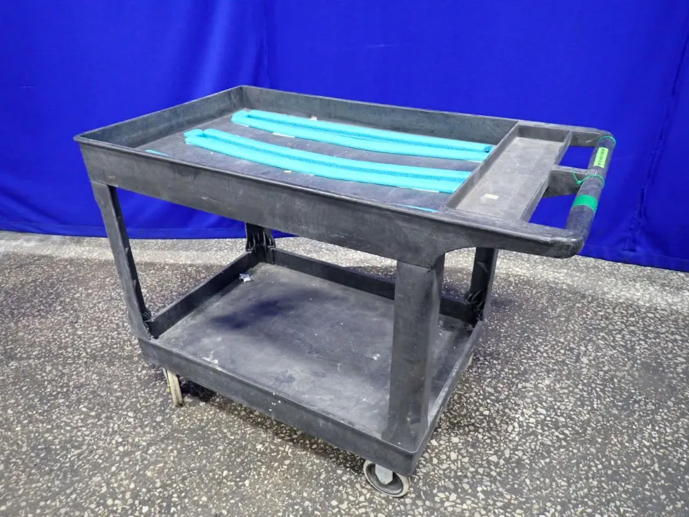 Uline 25" X 36" X 33" Cart