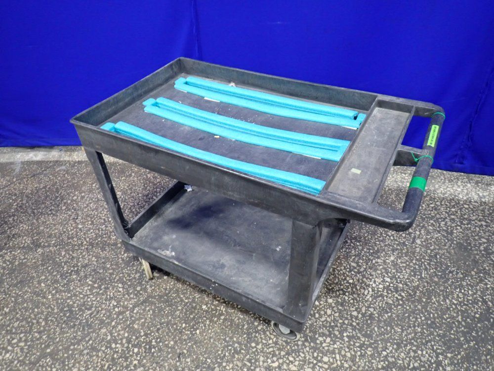 Uline 25" X 36" X 33" Cart