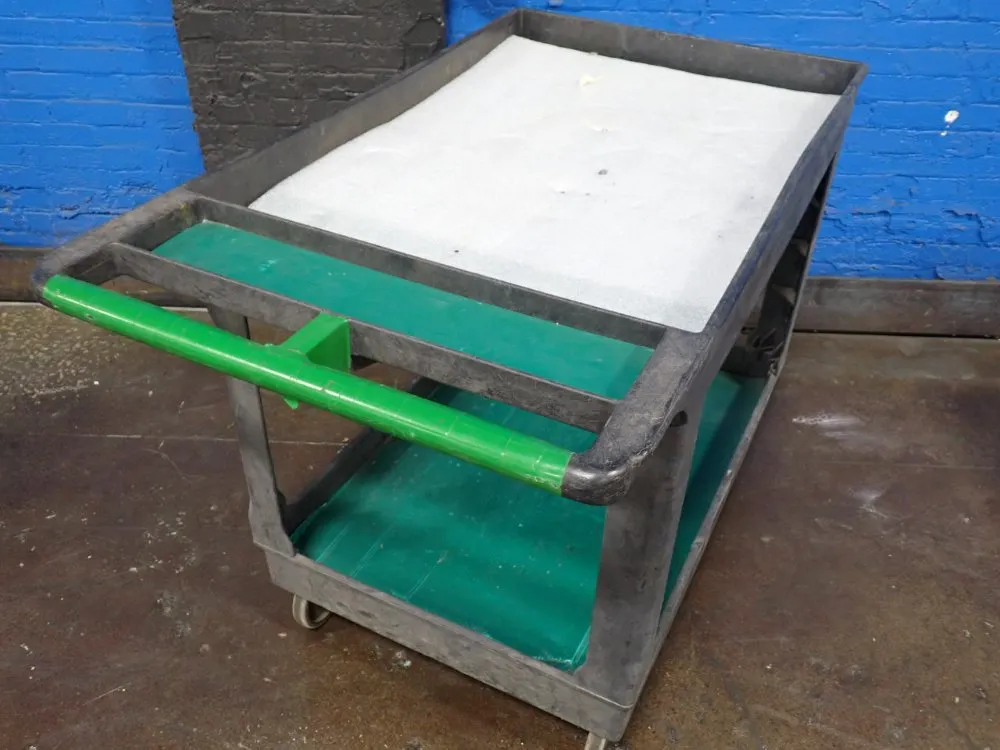 Uline 25" X 36" X 33" Cart