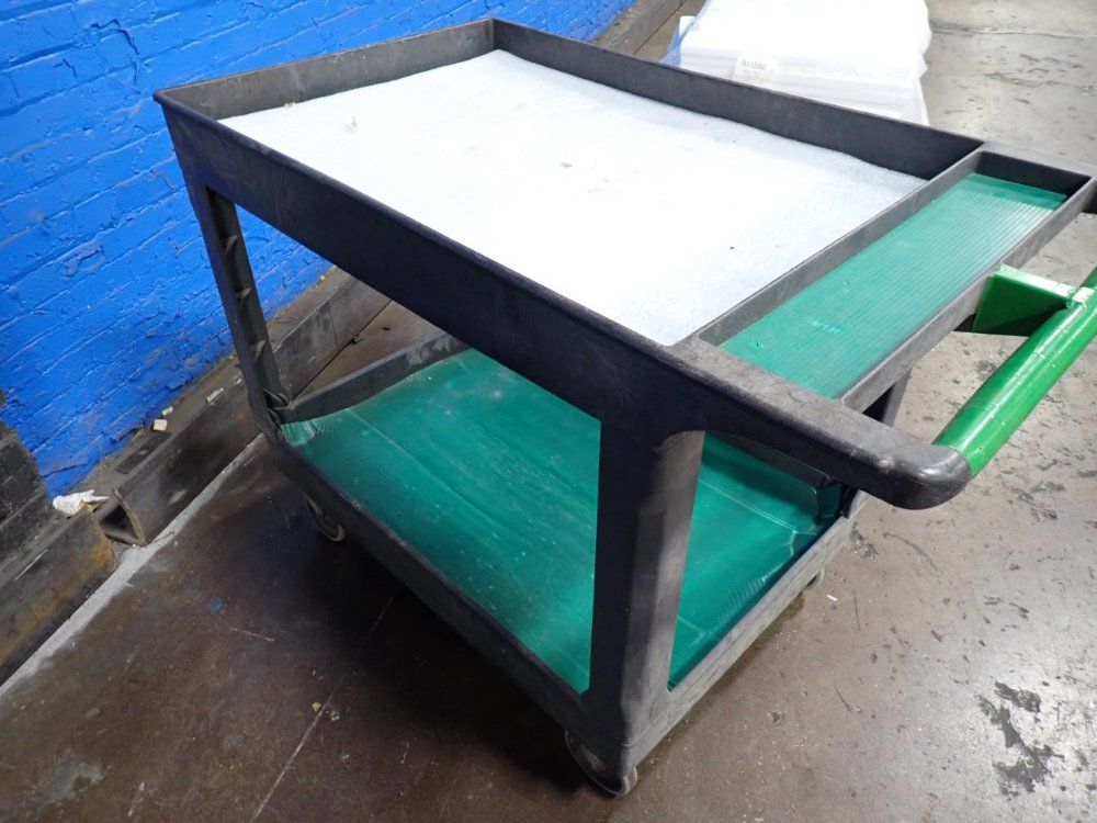 Uline 25" X 36" X 33" Cart