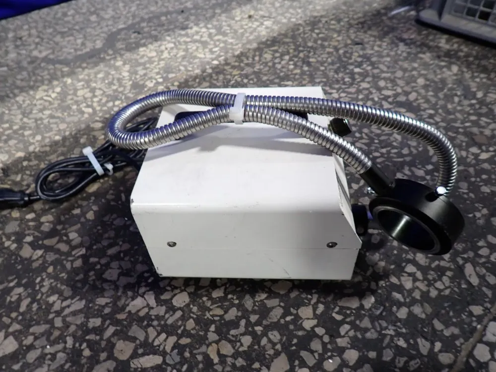 Amscope Fiberoptic Light For Micro Scope - Hl-150a