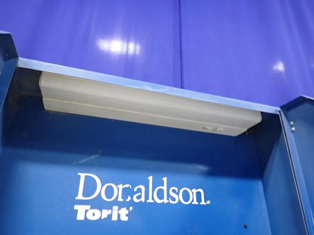 Torit Donaldson 25 1/2" X 27" Downdraft Table - Db-800
