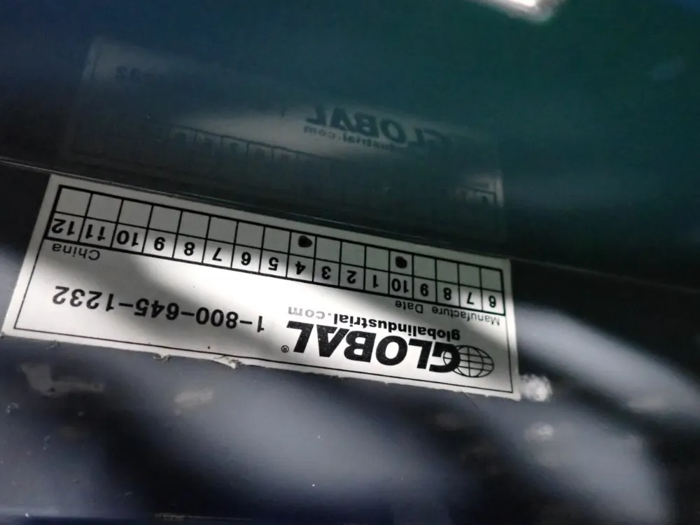 Global Industries Shelf W/ Louvered Rack