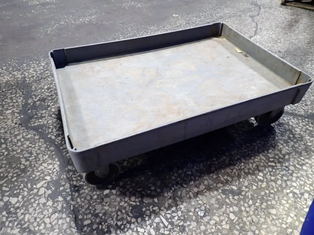 37" X 25" X 10" Cart