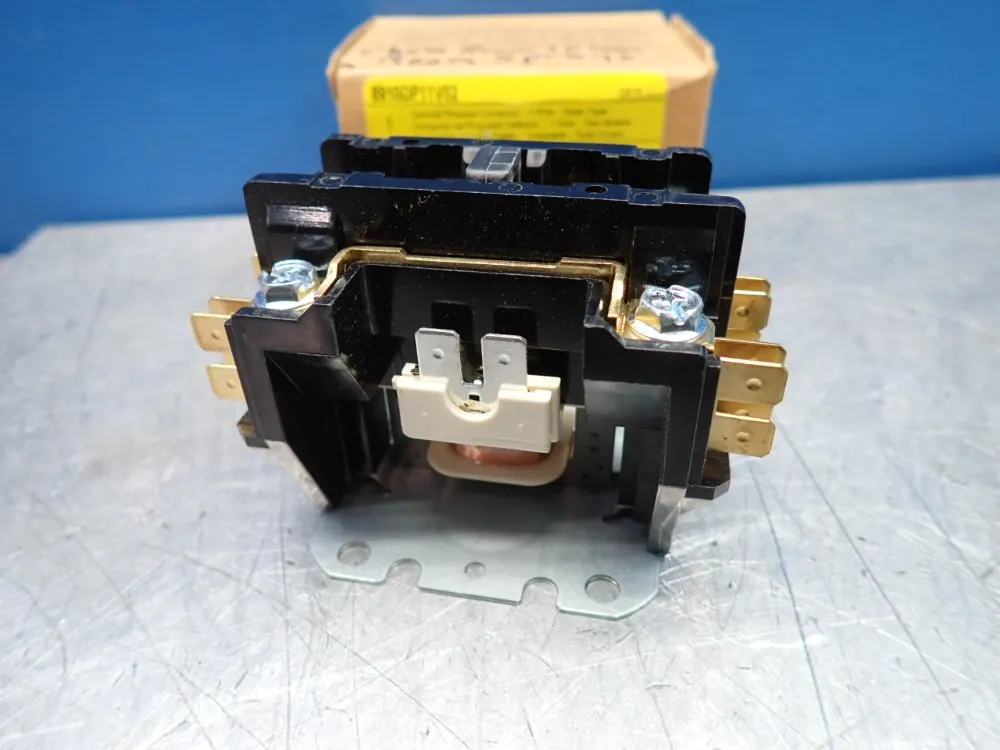 Square D Definite Purpose Contactor - 8910dp11v02