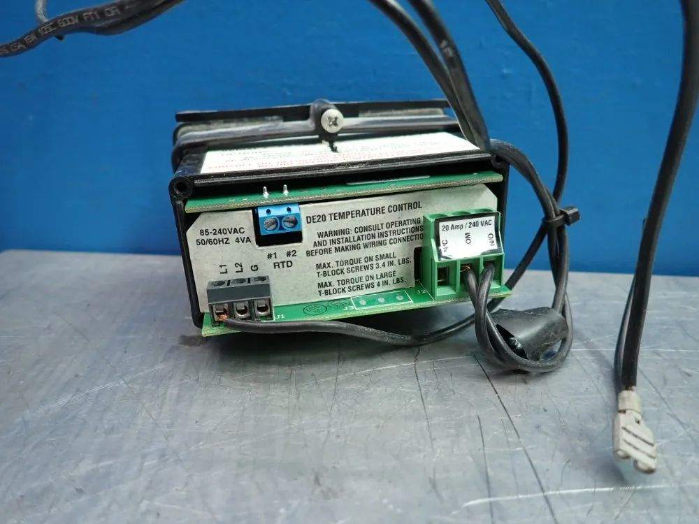 Process Technology Digital Temperature Controller - De20